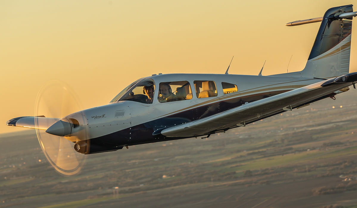 Piper Arrow in Flight